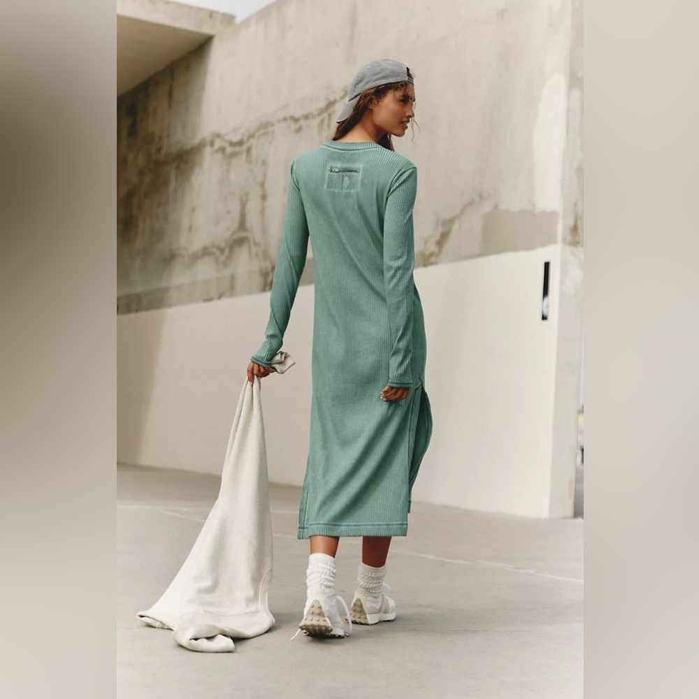 NWT FP Movement Position Tunic Layer in Heritage Green - Picture 2 of 4